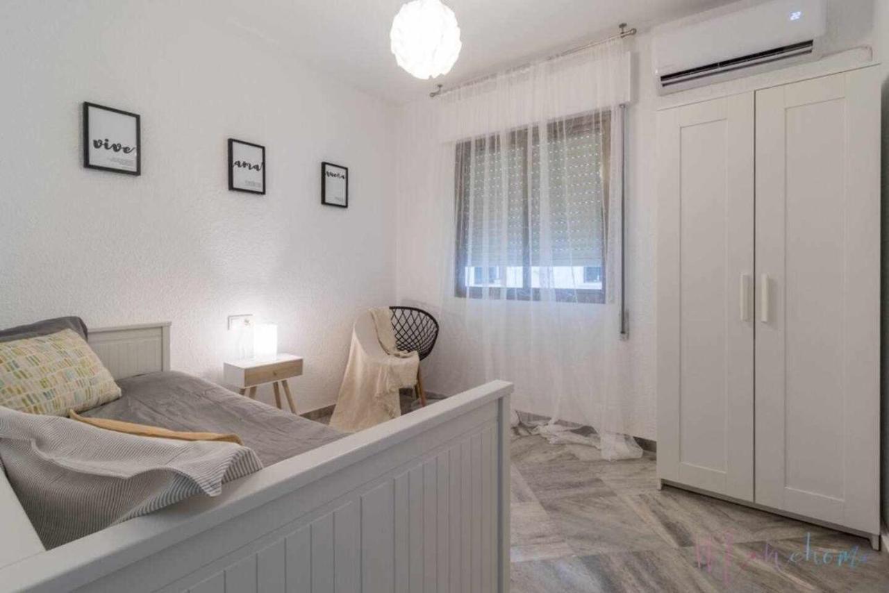 Apartamento Tranquilo En Pleno Centro Con Garaje Huelva Eksteriør bilde